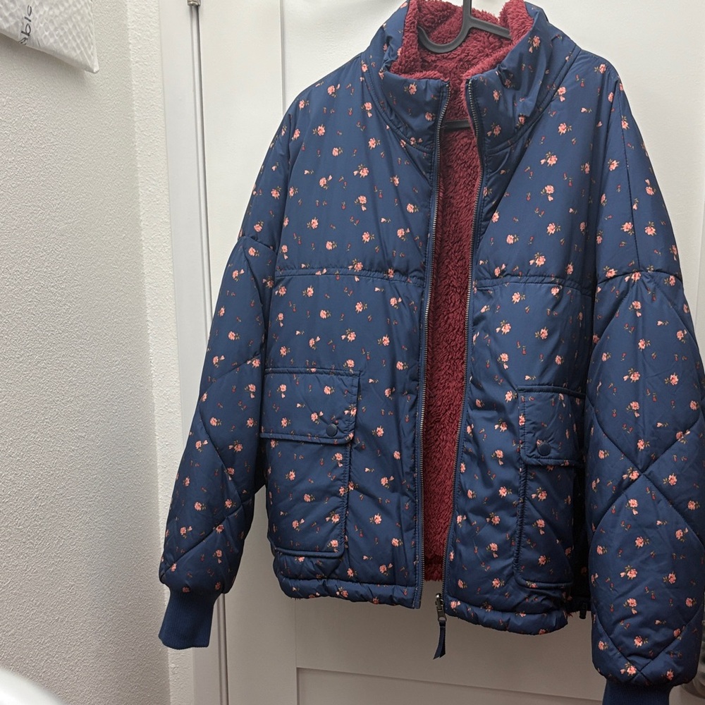 American Eagle Outfitters Navy Floral Puffer Jacket
